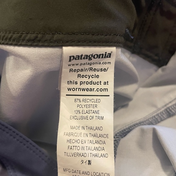 Patagonia Hydropeak Scallop Board Shorts - Picture 5 of 6